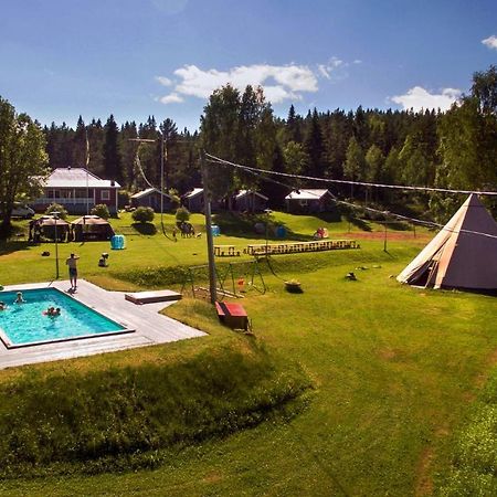 Ulvöhamn Ulvoe Lakeside Resort מראה חיצוני תמונה
