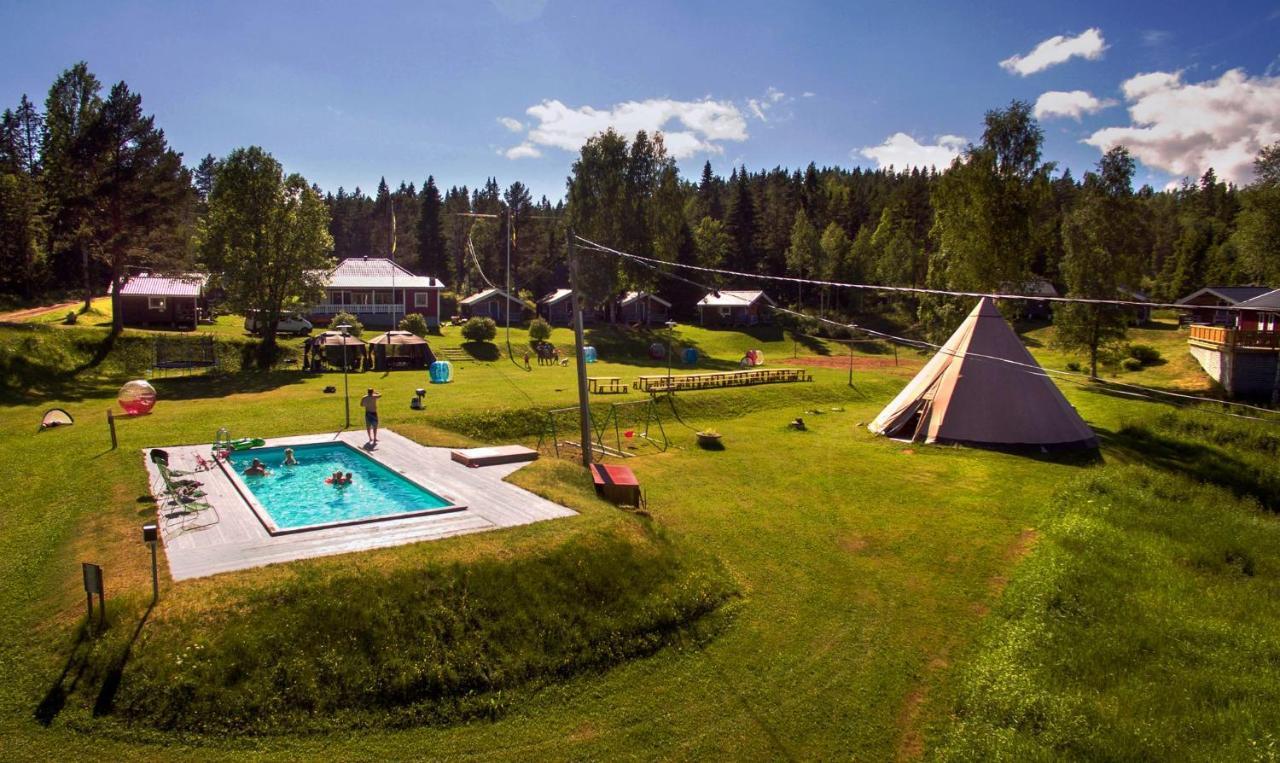 Ulvöhamn Ulvoe Lakeside Resort מראה חיצוני תמונה