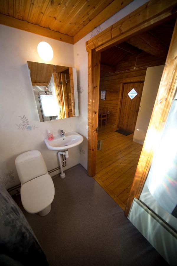 Ulvöhamn Ulvoe Lakeside Resort מראה חיצוני תמונה